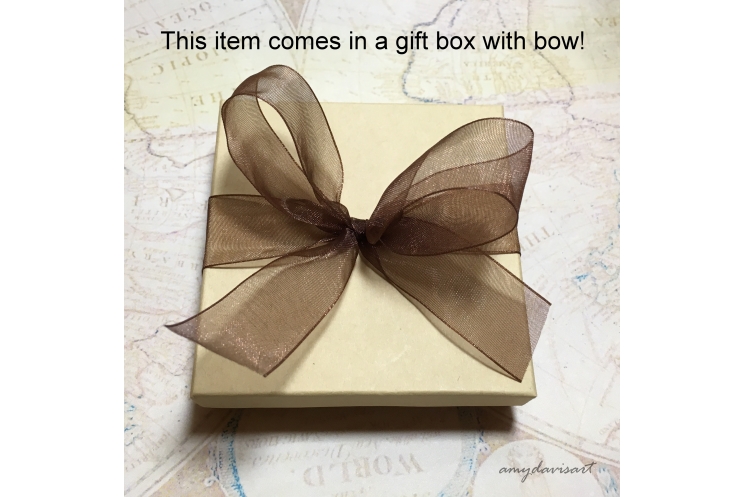 Free gift box with bow for your rosary